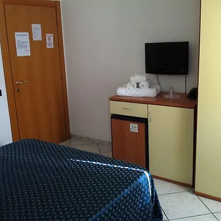 Hotell Pontenuovo Merone