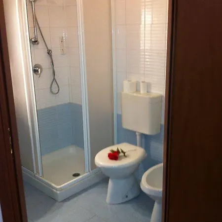 Pontenuovo 酒店 梅罗内