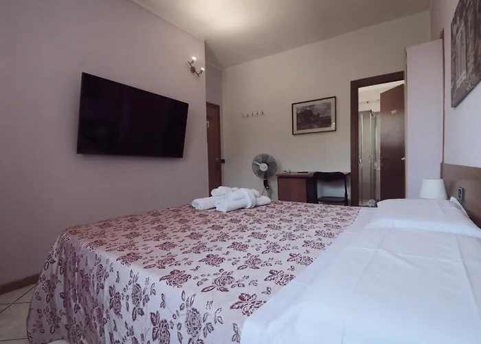 Отель Pontenuovo Мероне