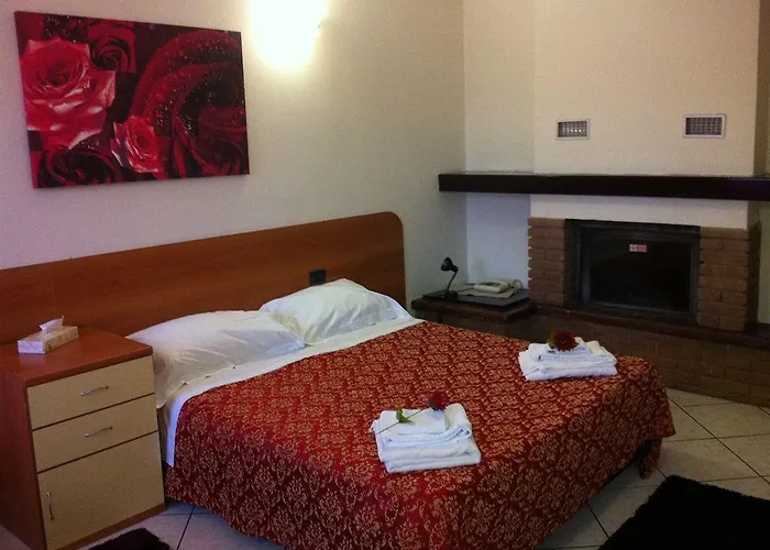 Отель Pontenuovo Мероне